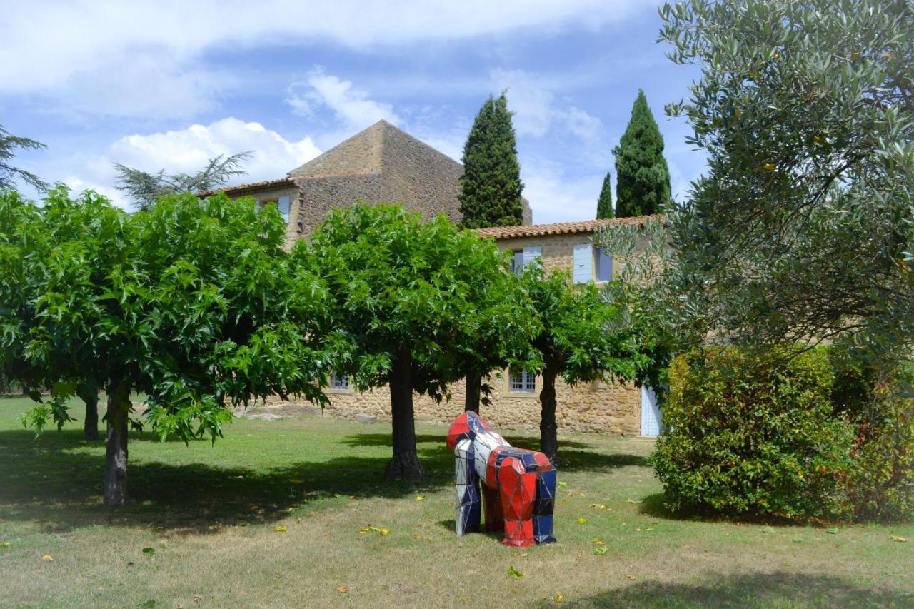 Chateau Saint-Pierre De Mejans Puyvert Exterior foto